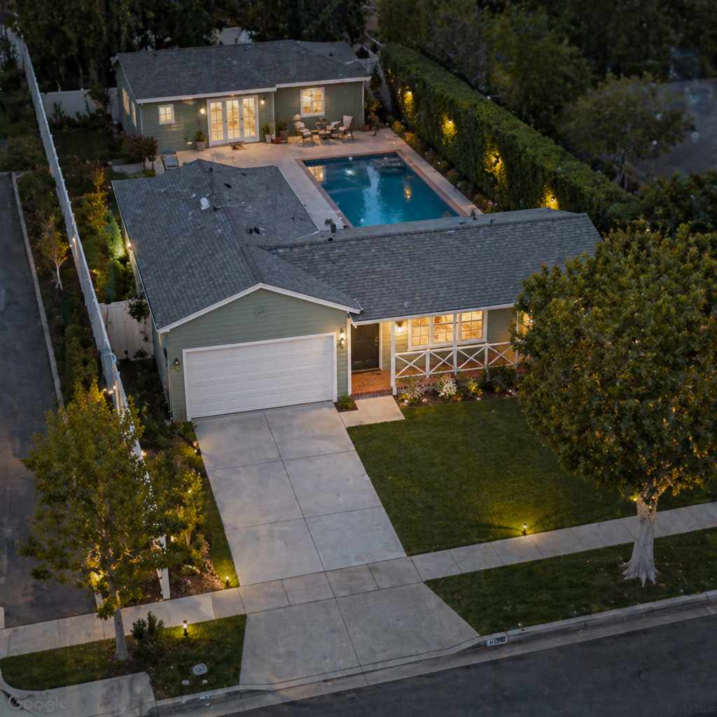 6200 Jamieson Avenue