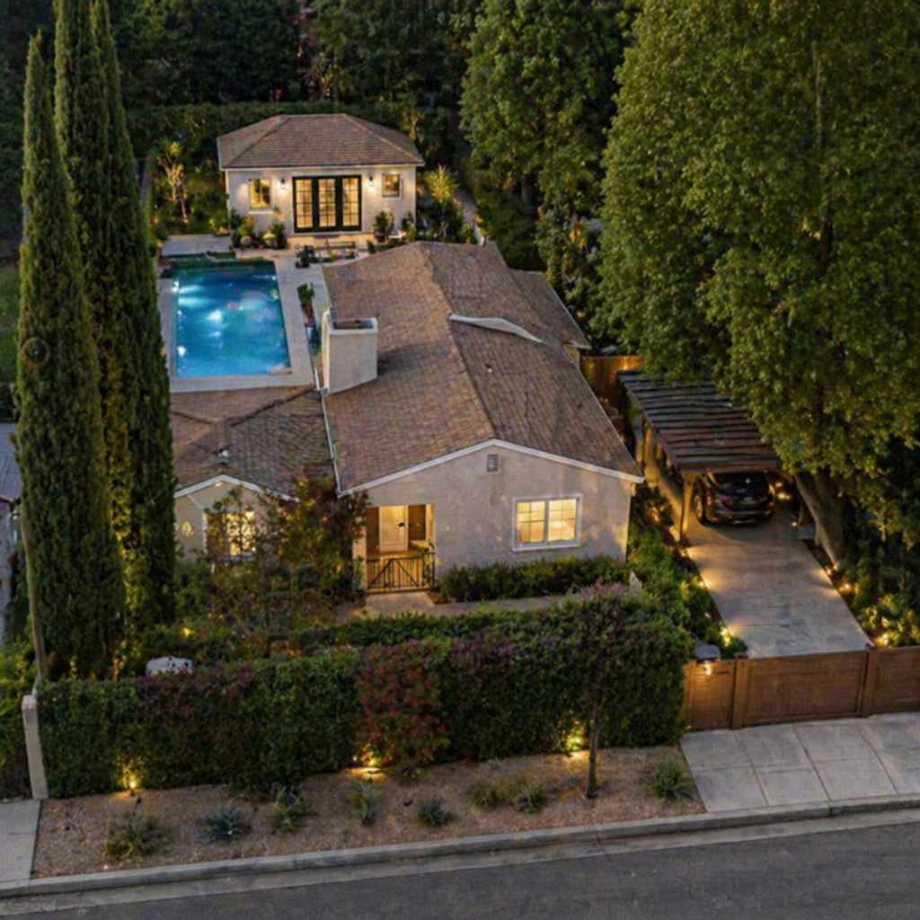 18607 Calvert Street