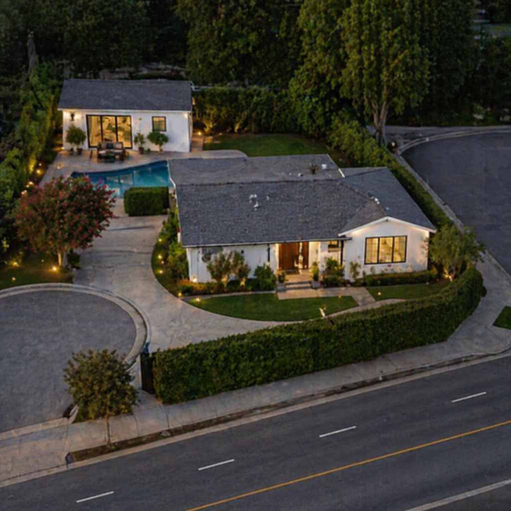 18102 Bromley Street