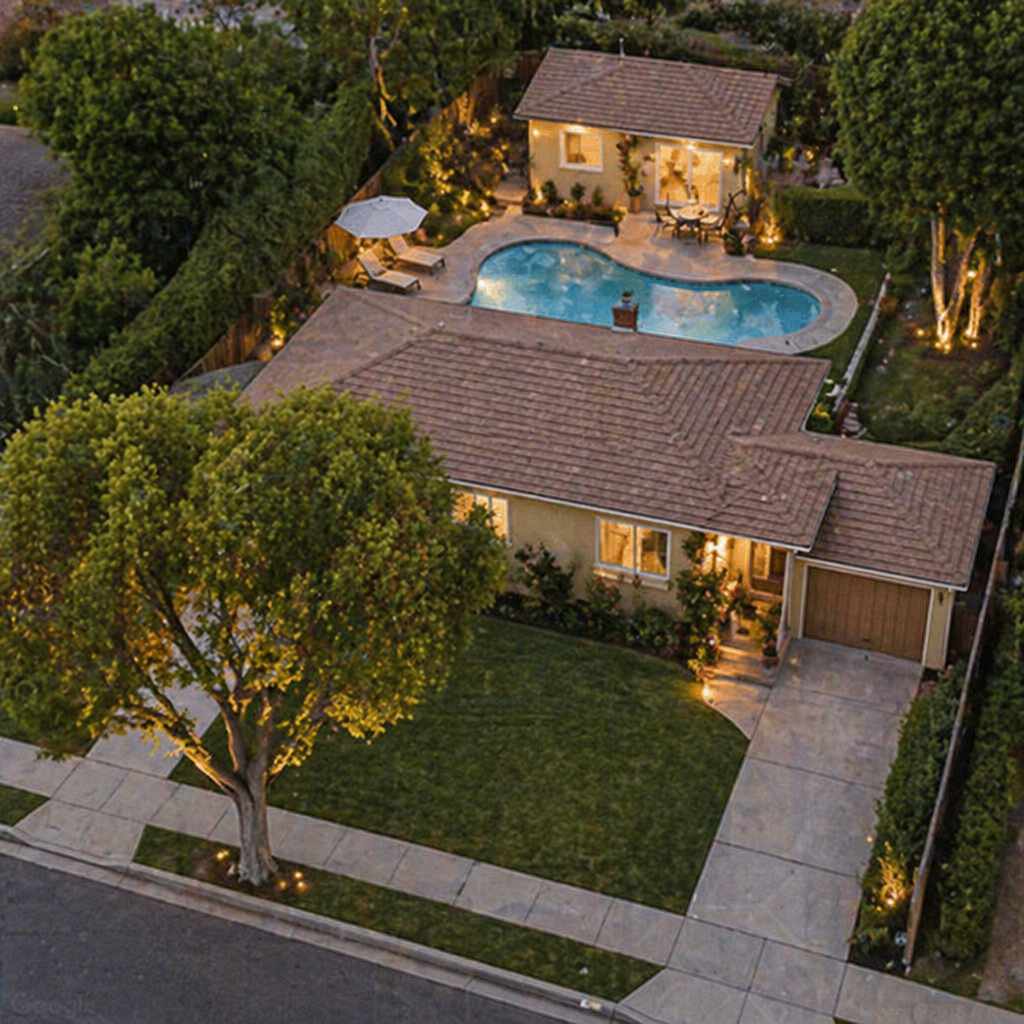 17912 Collins Street