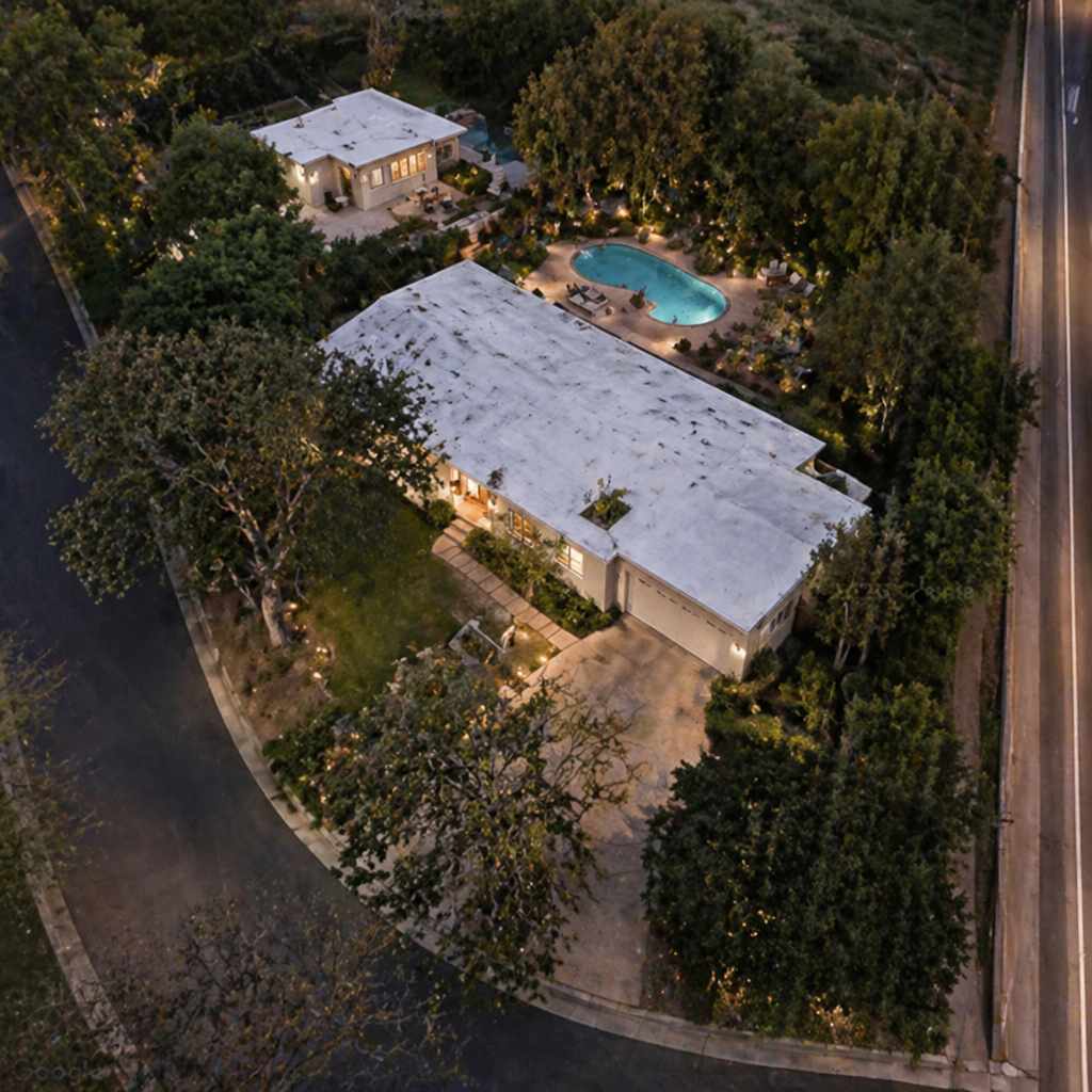 18601 Palomino Drive