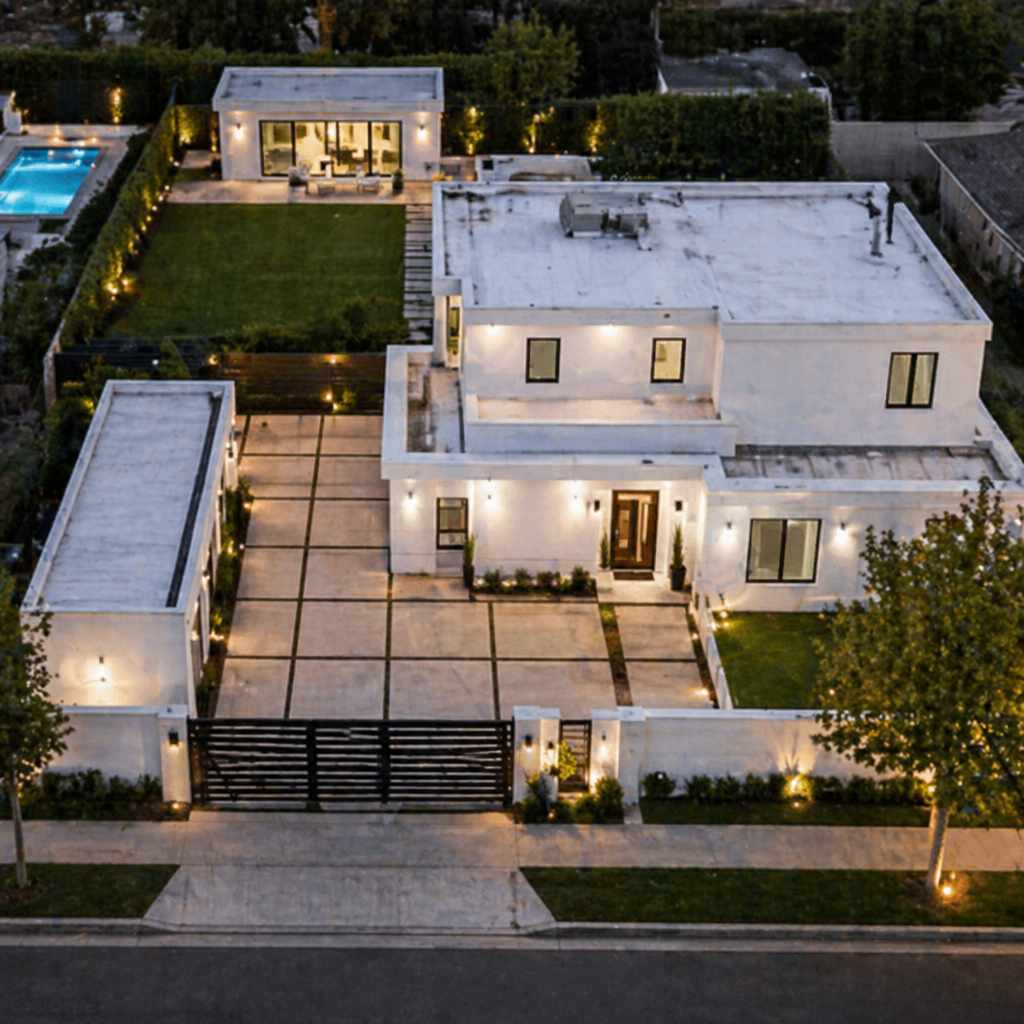 5001 Hesperia Avenue