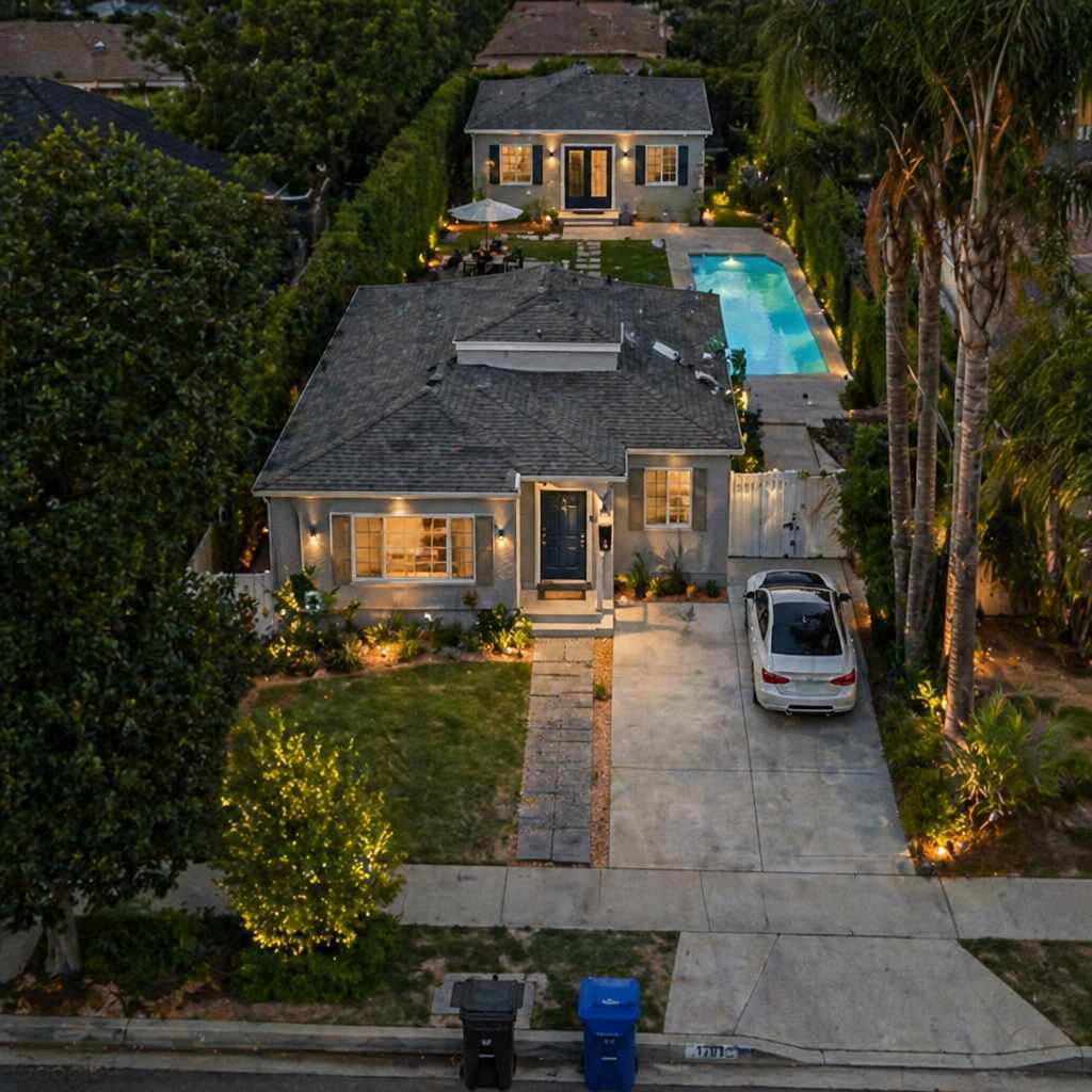 17611 Victory Boulevard