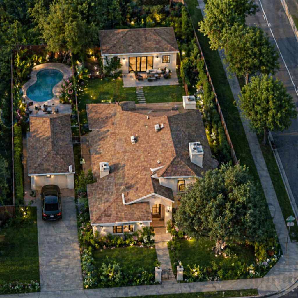 17305 Victory Boulevard