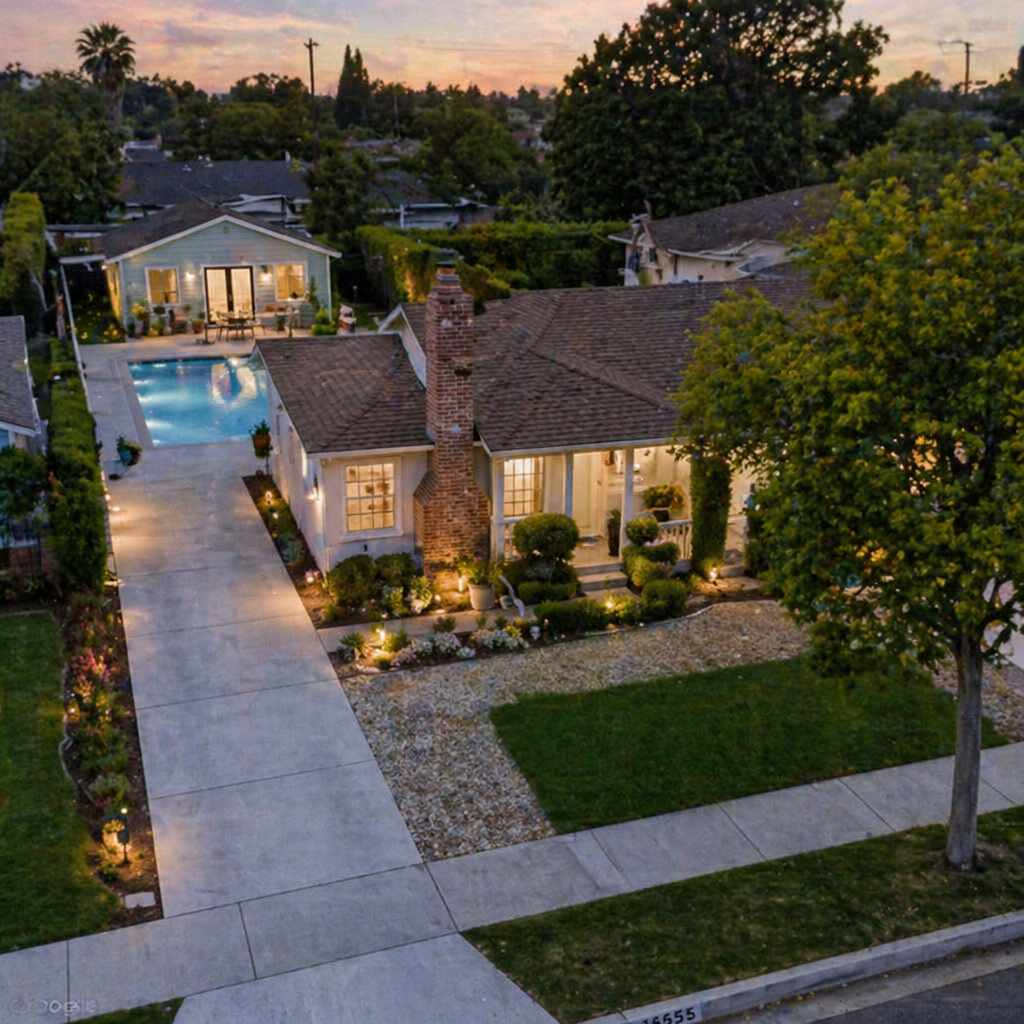 16555 Gilmore Street