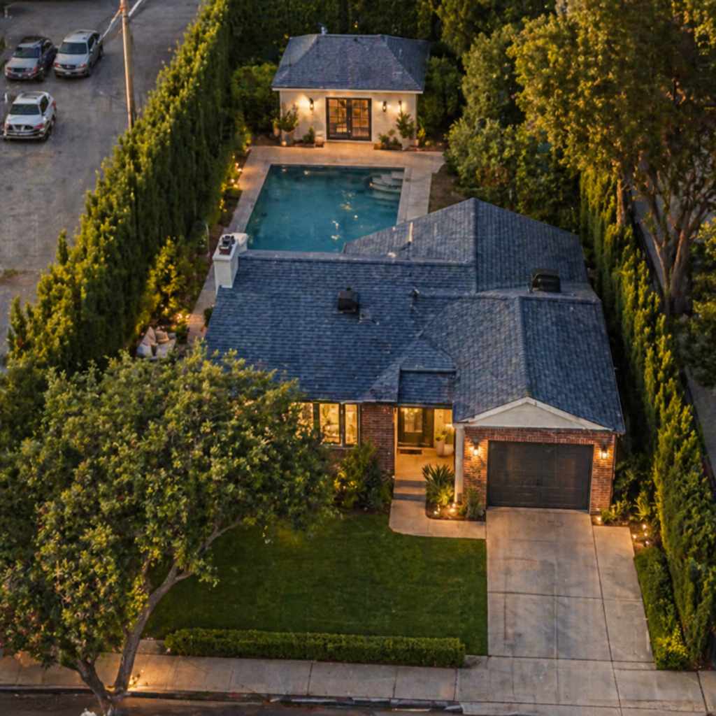 6341 Murietta Avenue