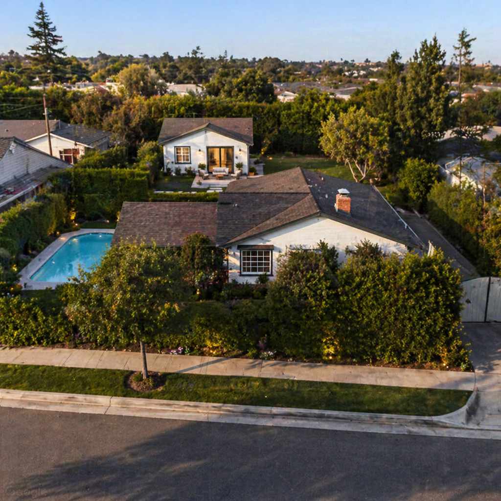 5631 Columbus Avenue