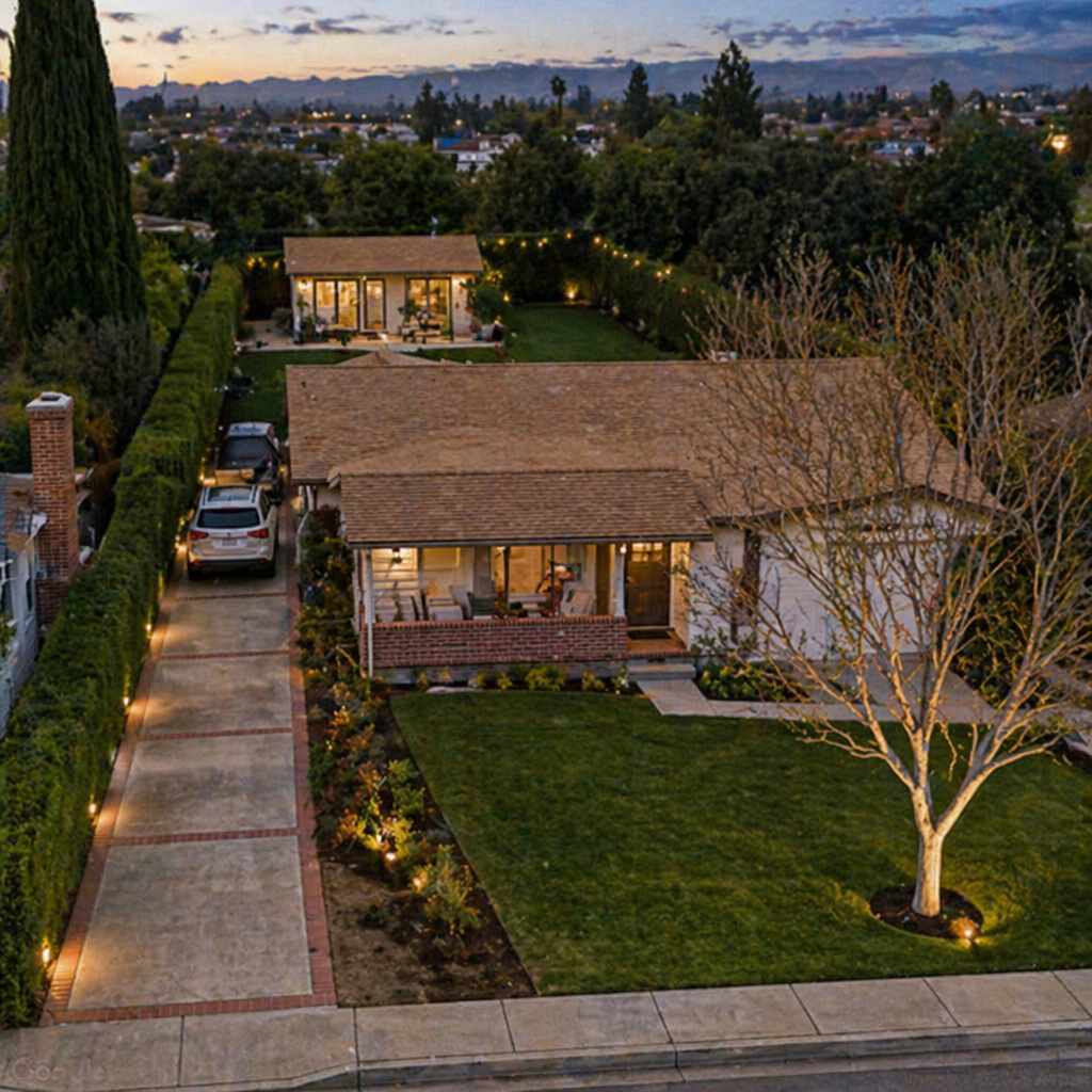 14327 Collins Street