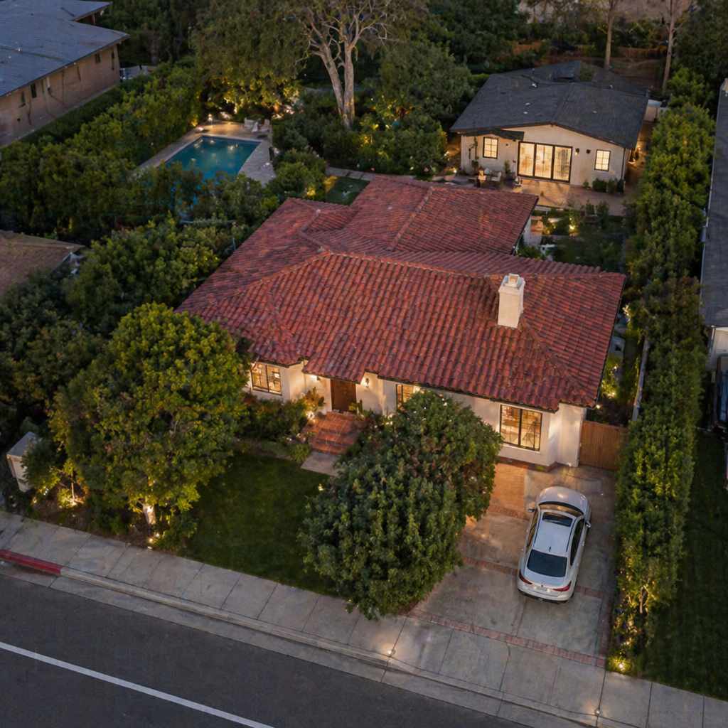 5543 Hazeltine Avenue