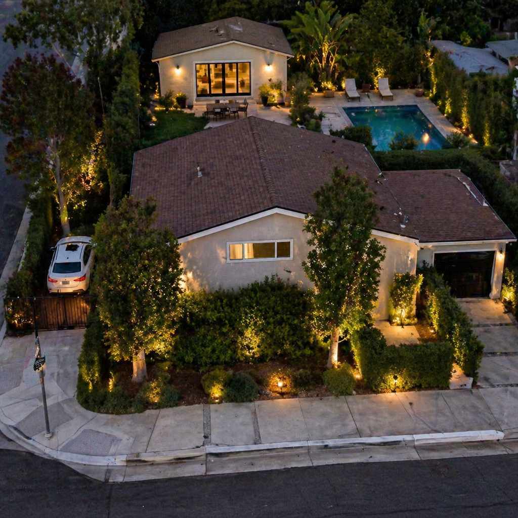 5502 Murietta Avenue