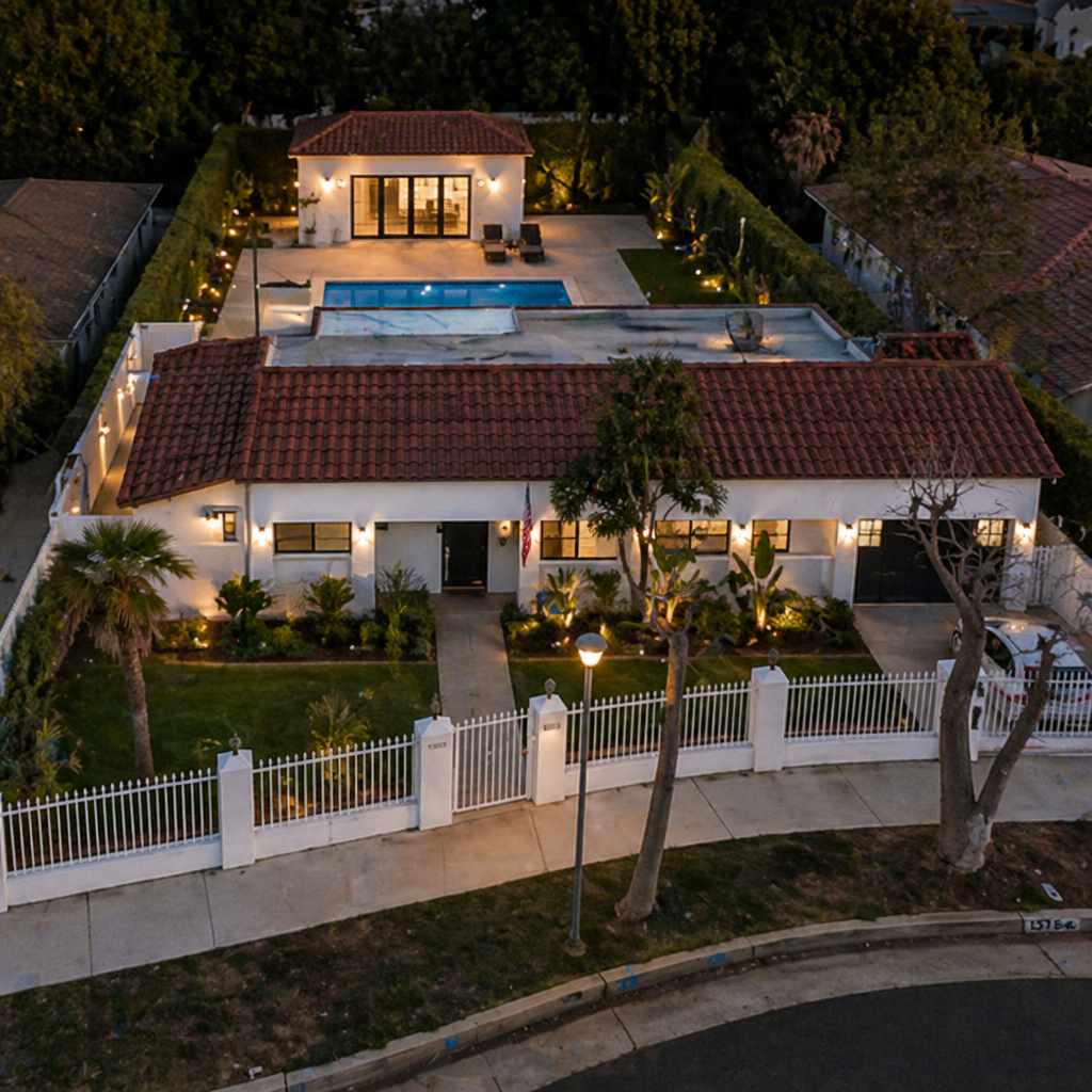 13764 Cumpston Street