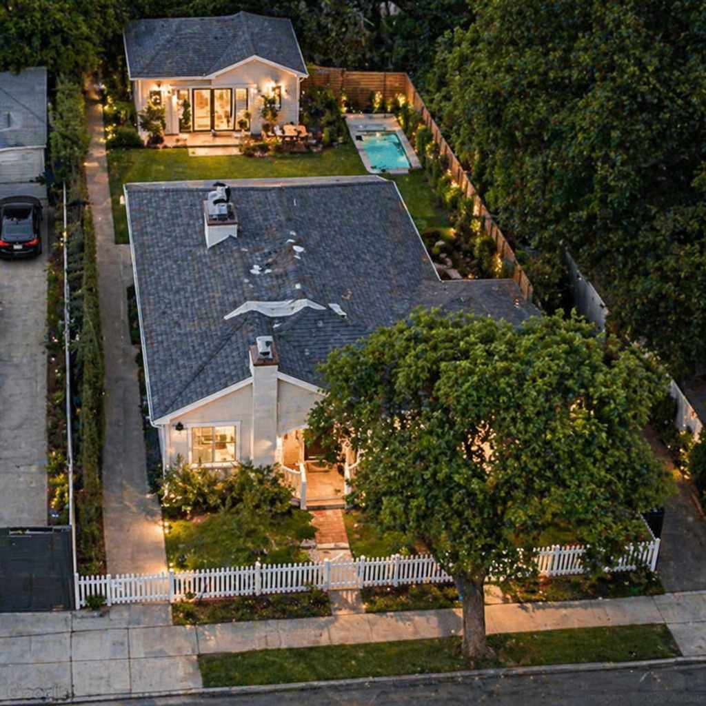 14836 Weddington Street