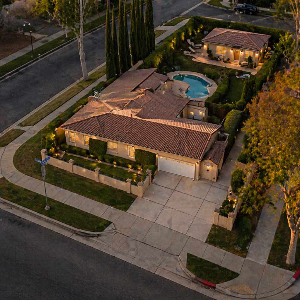 15058 Killion Street