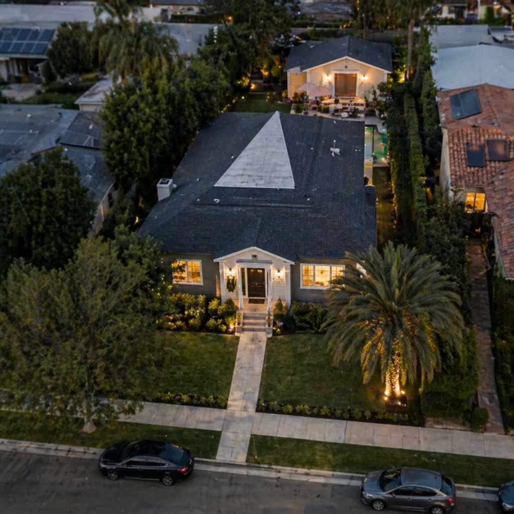 17361 Burbank Boulevard