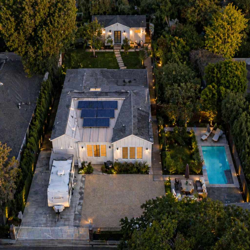 15724 Hartsook Street