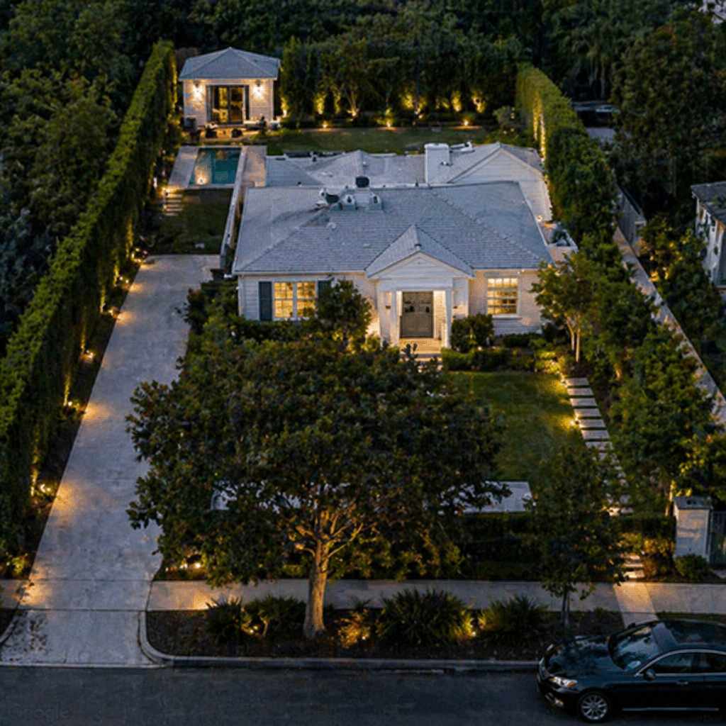 4429 Stansbury Avenue