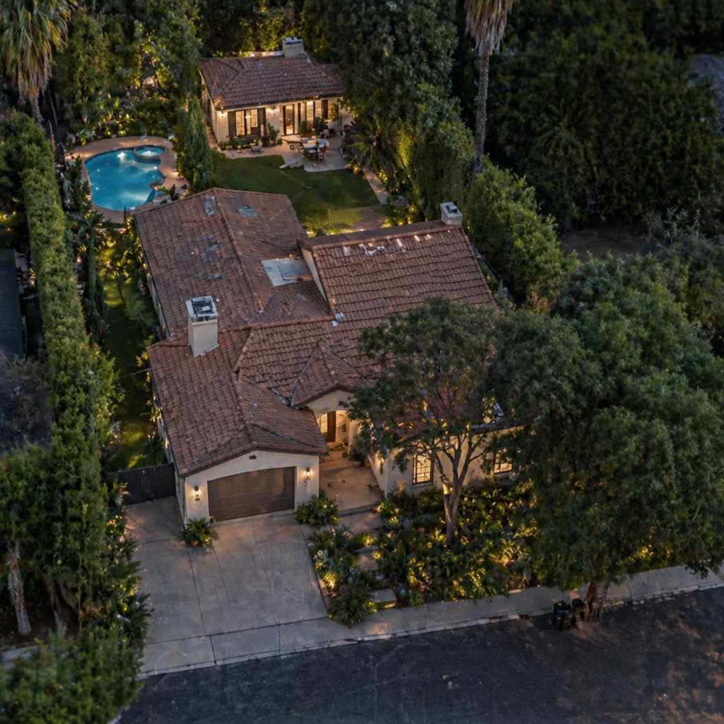 4453 Matilija Avenue