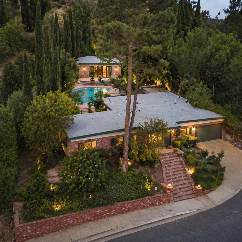 3635 Royal Woods Drive