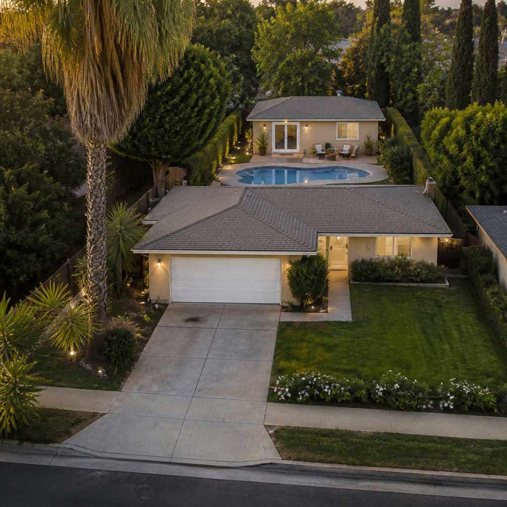 13022 Aetna Street